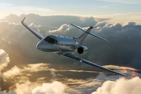 900XP Private Jet Charter, photograph 3