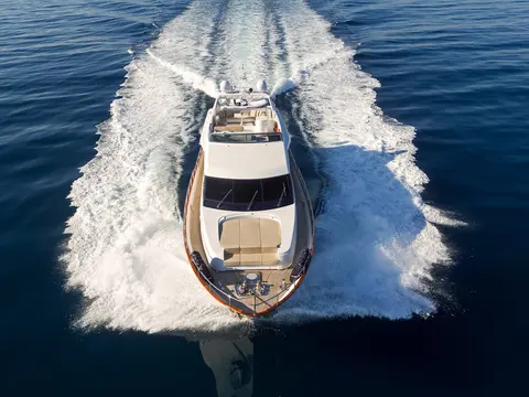 Acionna Yacht Charter, photograph 6