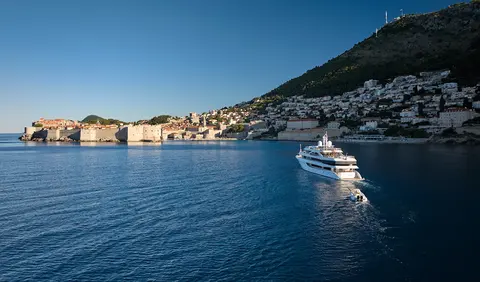 Aeterna Yacht Charter, photograph 12
