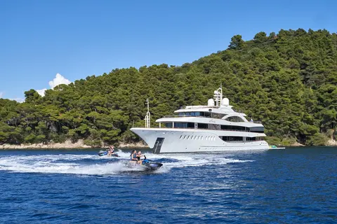 Aeterna Yacht Charter, photograph 8