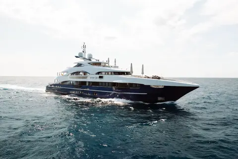 After You Yacht Charter, photograph 2