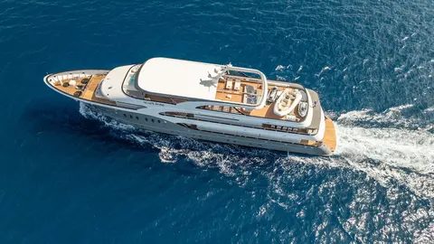 Agape Rose Yacht Charter, photograph 5