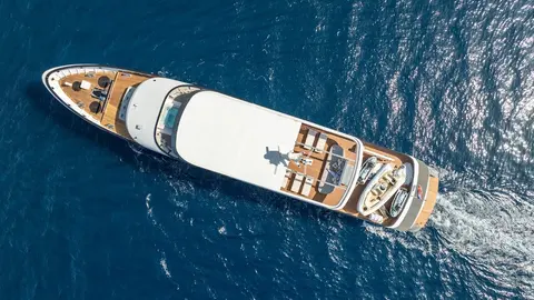 Agape Rose Yacht Charter, photograph 6