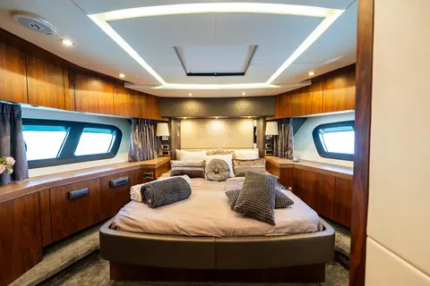 Aino Yacht Charter, photograph 12