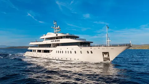 Alfa Mario Yacht Charter, photograph 2