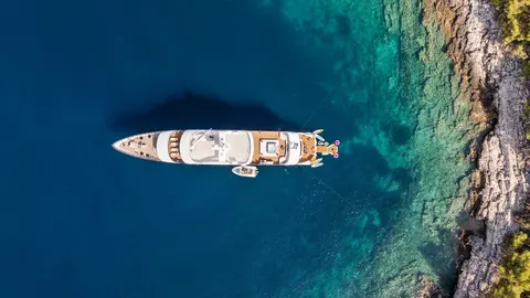 Alfa Mario Yacht Charter, photograph 8