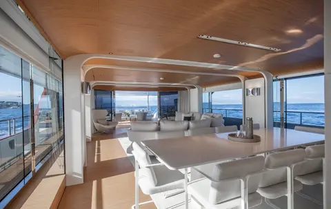 Angel Yacht Charter, photograph 10