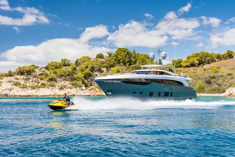 Antheya III Yacht Charter, photograph 2