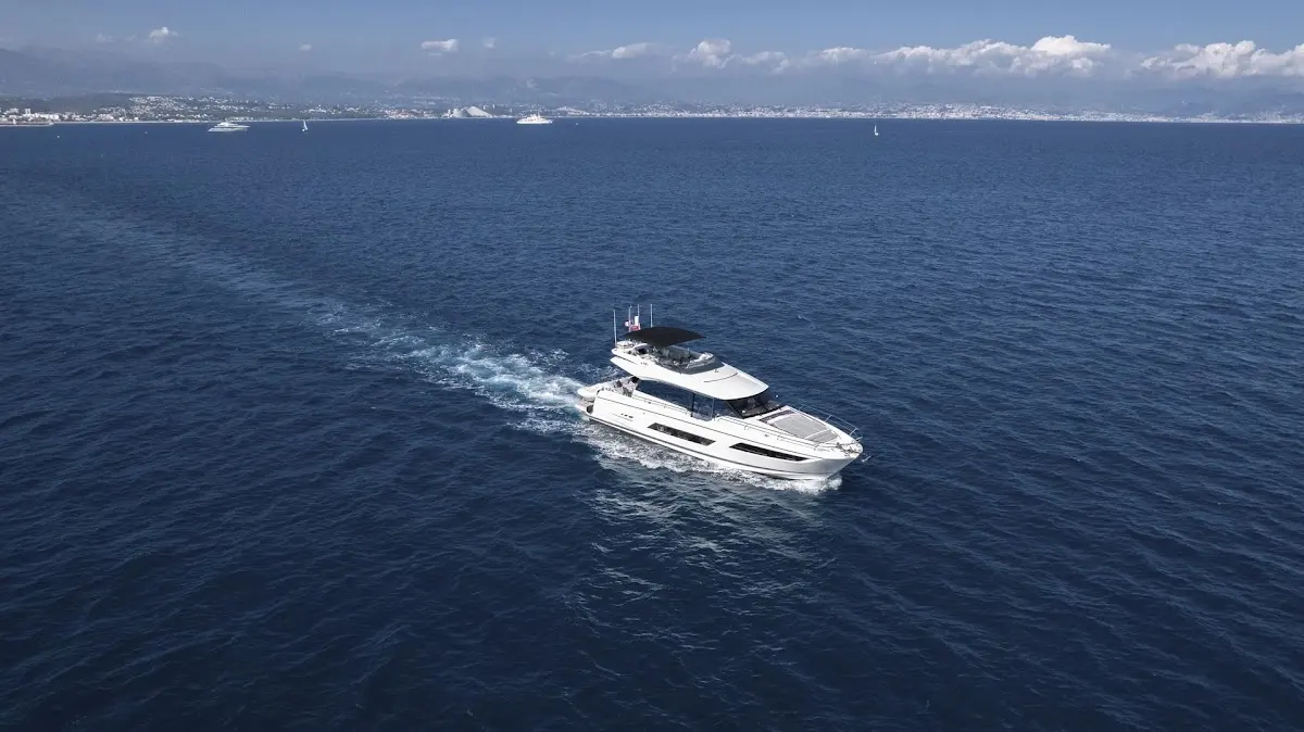 Apollonia Yacht Charter
