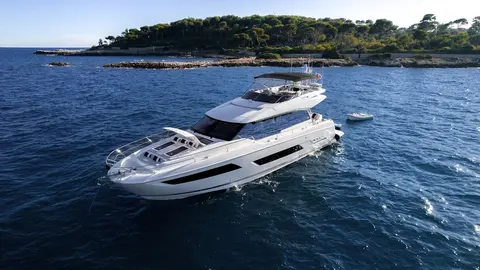 Apollonia Yacht Charter, photograph 2