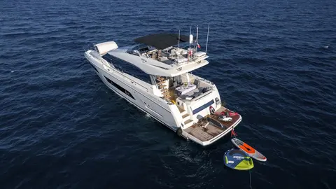 Apollonia Yacht Charter, photograph 3