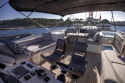 Apollonia Yacht Charter, photograph 6