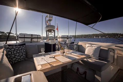 Apollonia Yacht Charter, photograph 8
