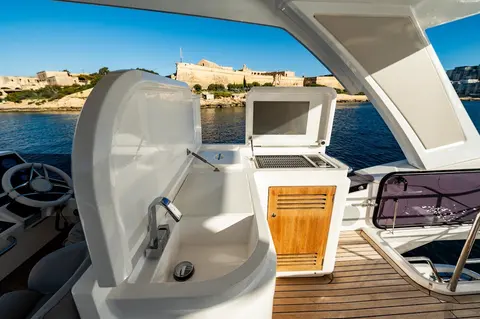 Aquanaut Yacht Charter, photograph 4
