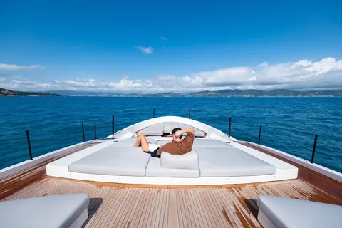 Aresya Yacht Charter, photograph 12
