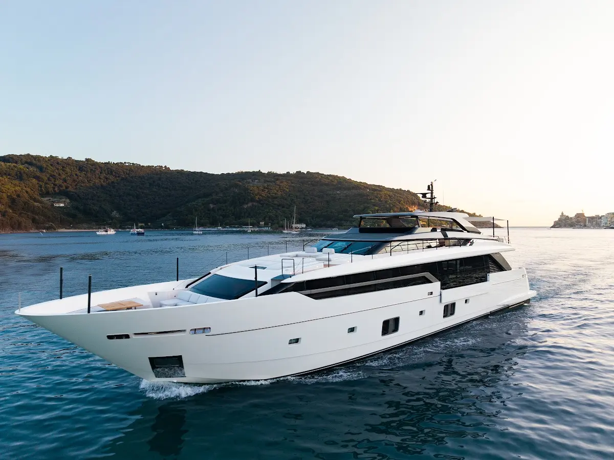 Aresya Yacht Charter
