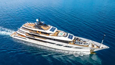 Argo Yacht Charter, photograph 3