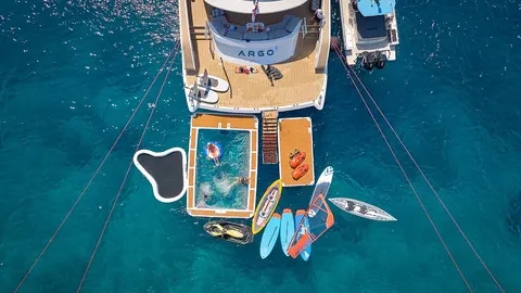 Argo Yacht Charter, photograph 7