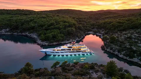 Argo Yacht Charter, photograph 8