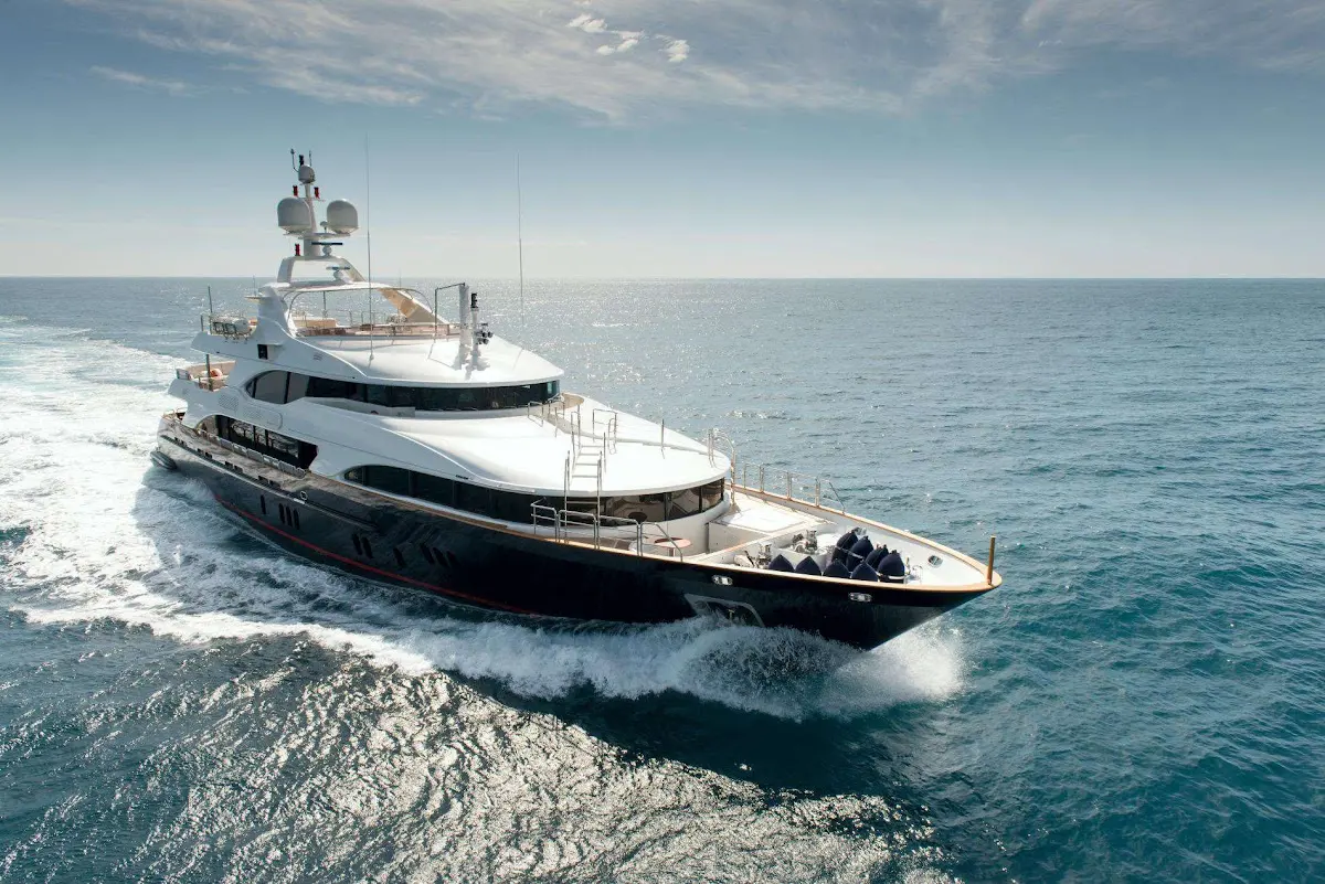 Arthur's Way Yacht Charter