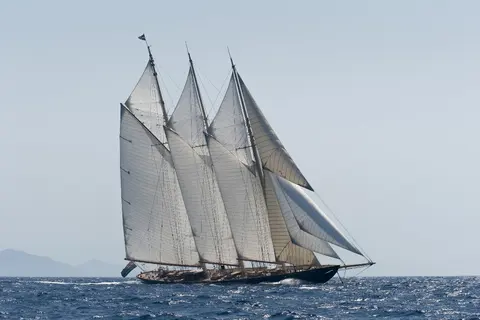 Atlantic Yacht Charter, photograph 2