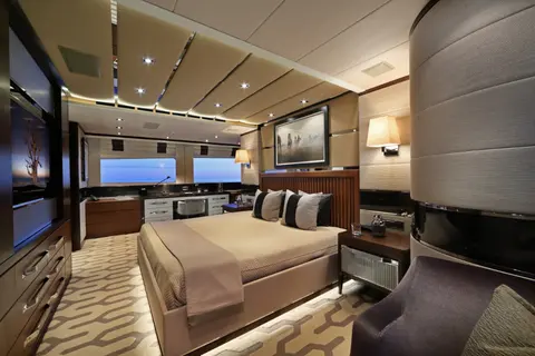 Aurelia Yacht Charter, photograph 12