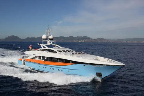 Aurelia Yacht Charter, photograph 2