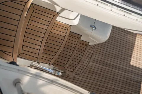 Azimut 68E Yacht for Sale, photograph 9