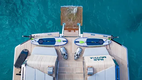 Bad Mutha Yacht Charter, photograph 8