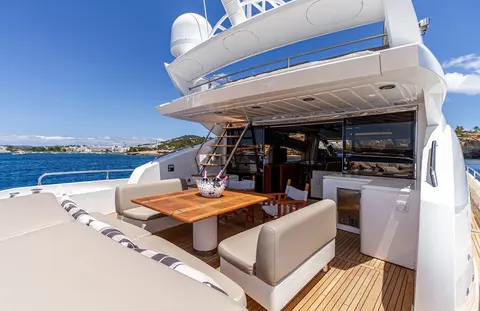 Basad Yacht Charter, photograph 10