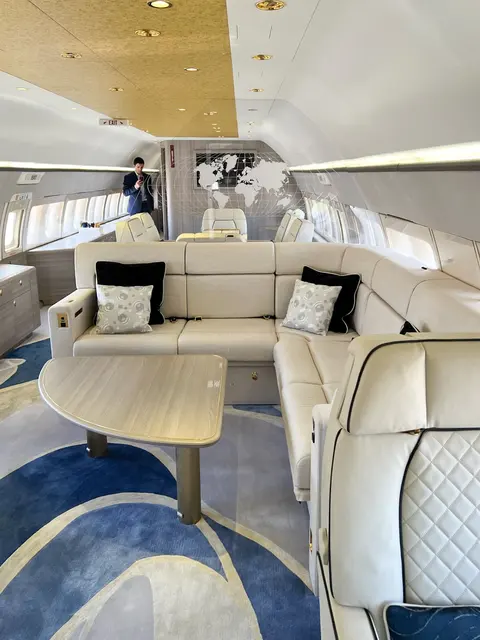 BBJ 737-700 (6000nm) Private Jet Charter, photograph 5