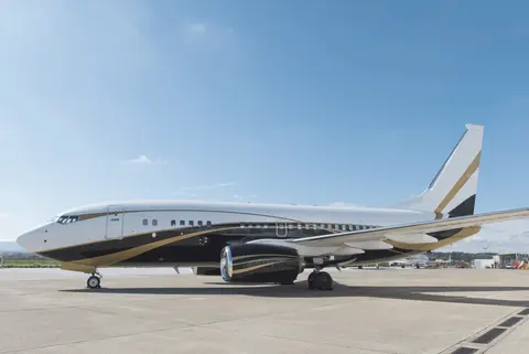 BBJ 737-700 (6600nm) Private Jet Charter, photograph 6