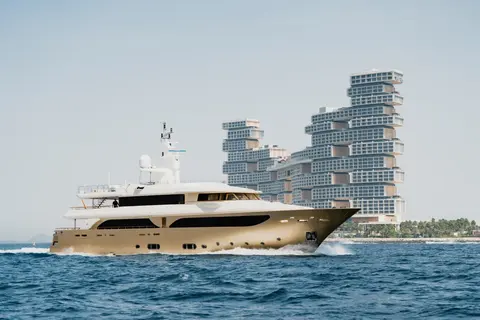 Behike Yacht Charter in Dubai, photograph 3