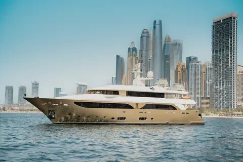 Behike Yacht Charter in Dubai, photograph 6