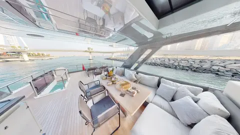 Bella III Yacht Charter in Dubai, photograph 4
