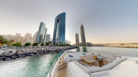 Bella III Yacht Charter in Dubai, photograph 6