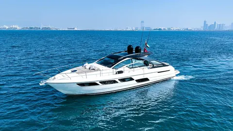 Bella V Yacht Charter in Dubai, photograph 2