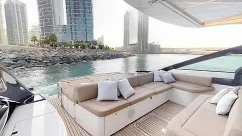 Bella V Yacht Charter in Dubai, photograph 9