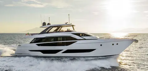 Bella VIIII Yacht Charter in Dubai, photograph 2