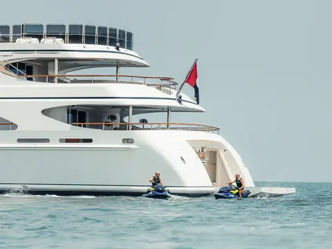 Benetti 56 Yacht Charter in Dubai, photograph 5