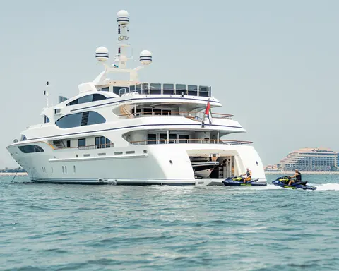 Benetti 56 Yacht Charter in Dubai, photograph 6