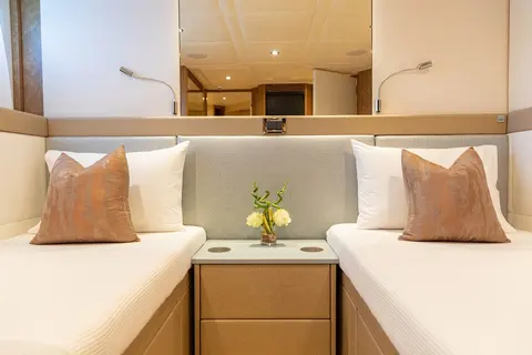 Benita Blue Yacht Charter, photograph 3