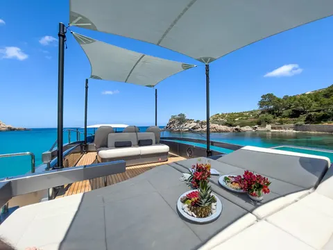 Beyond Yacht Charter, photograph 11