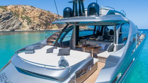 Beyond Yacht Charter, photograph 9