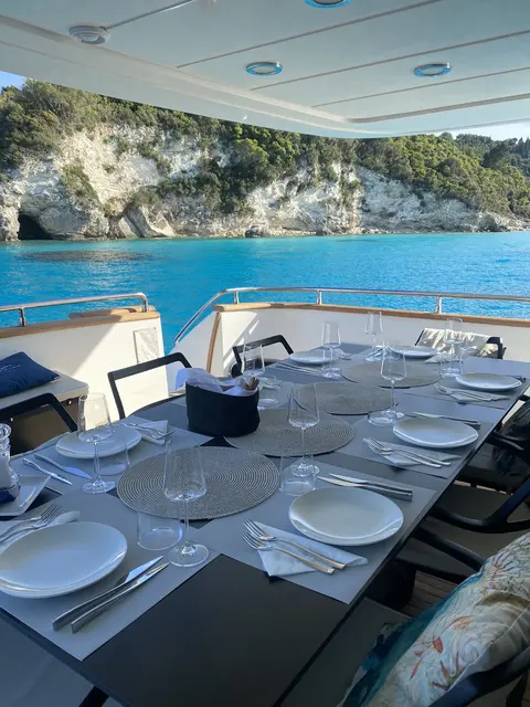 Beyond Yacht Charter, photograph 10
