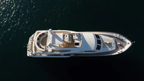 Beyond Yacht Charter, photograph 5