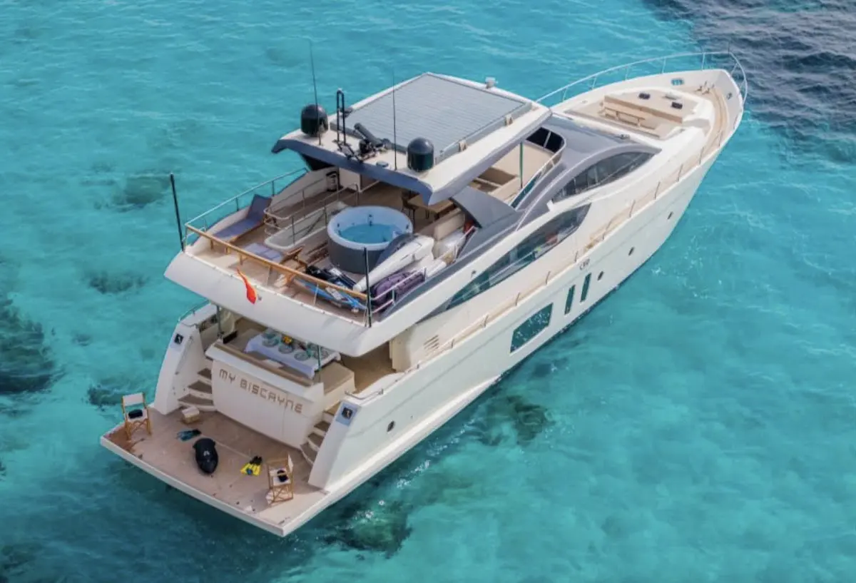 Byscaine Yacht Charter
