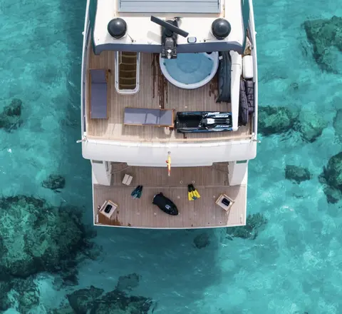 Byscaine Yacht Charter, photograph 5