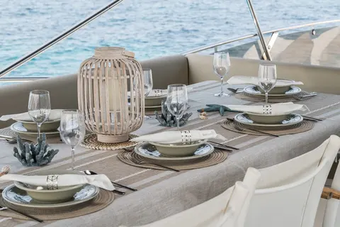 Cala DI Luna Yacht Charter, photograph 9