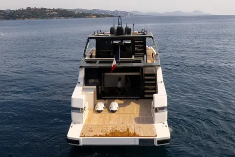 CC Yacht Charter, photograph 5
